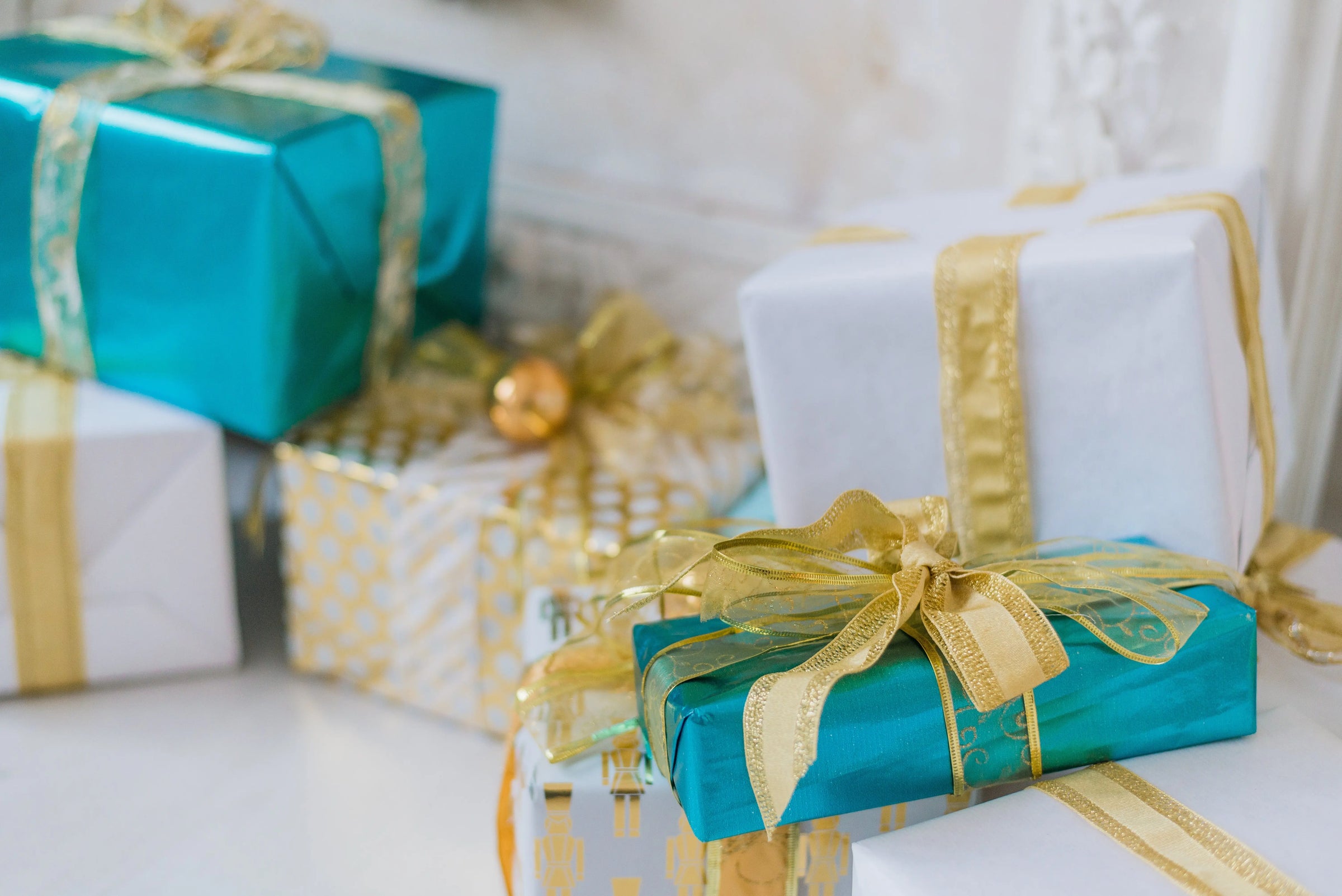 Gifts $50–$100