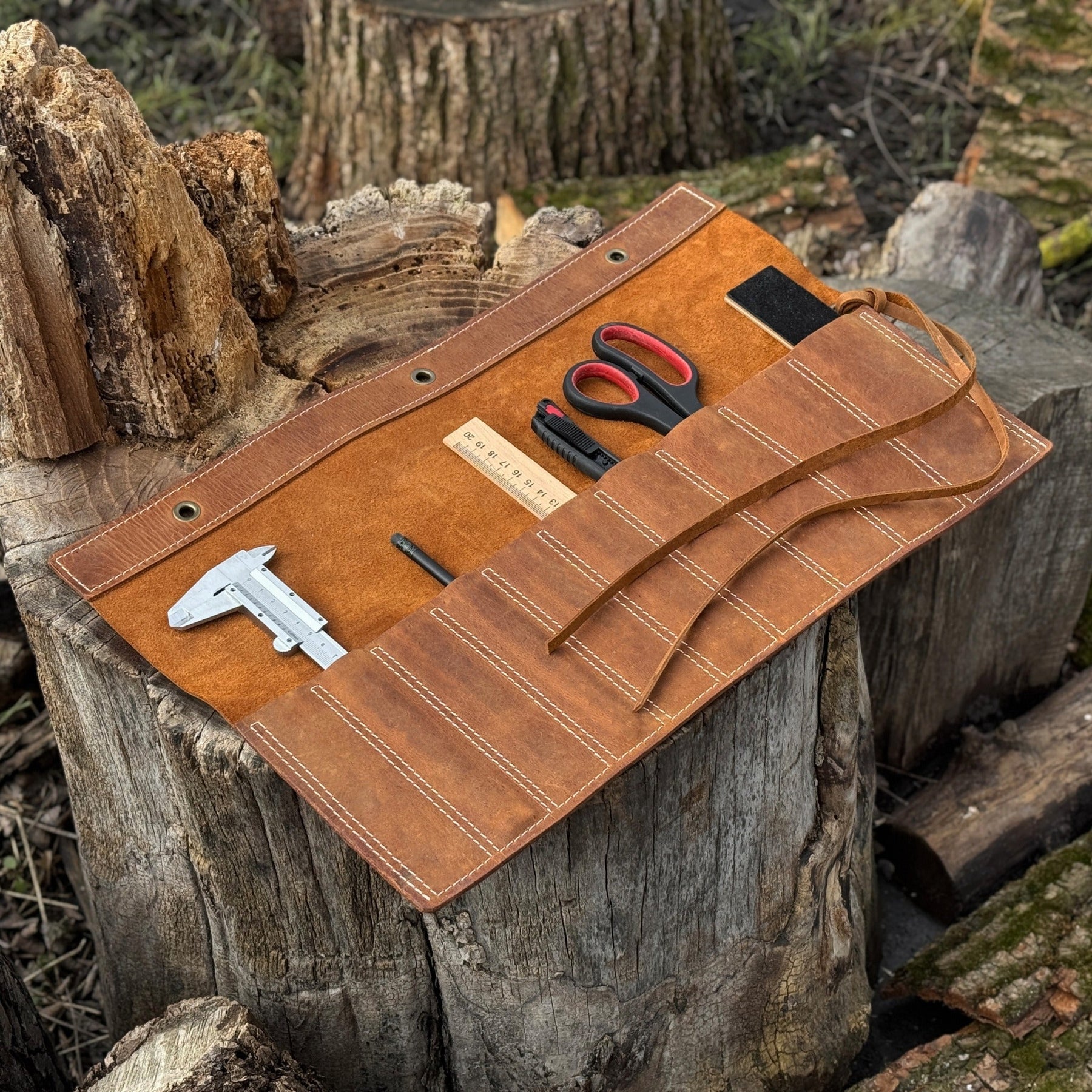 10 Pocket Leather Chisel Roll