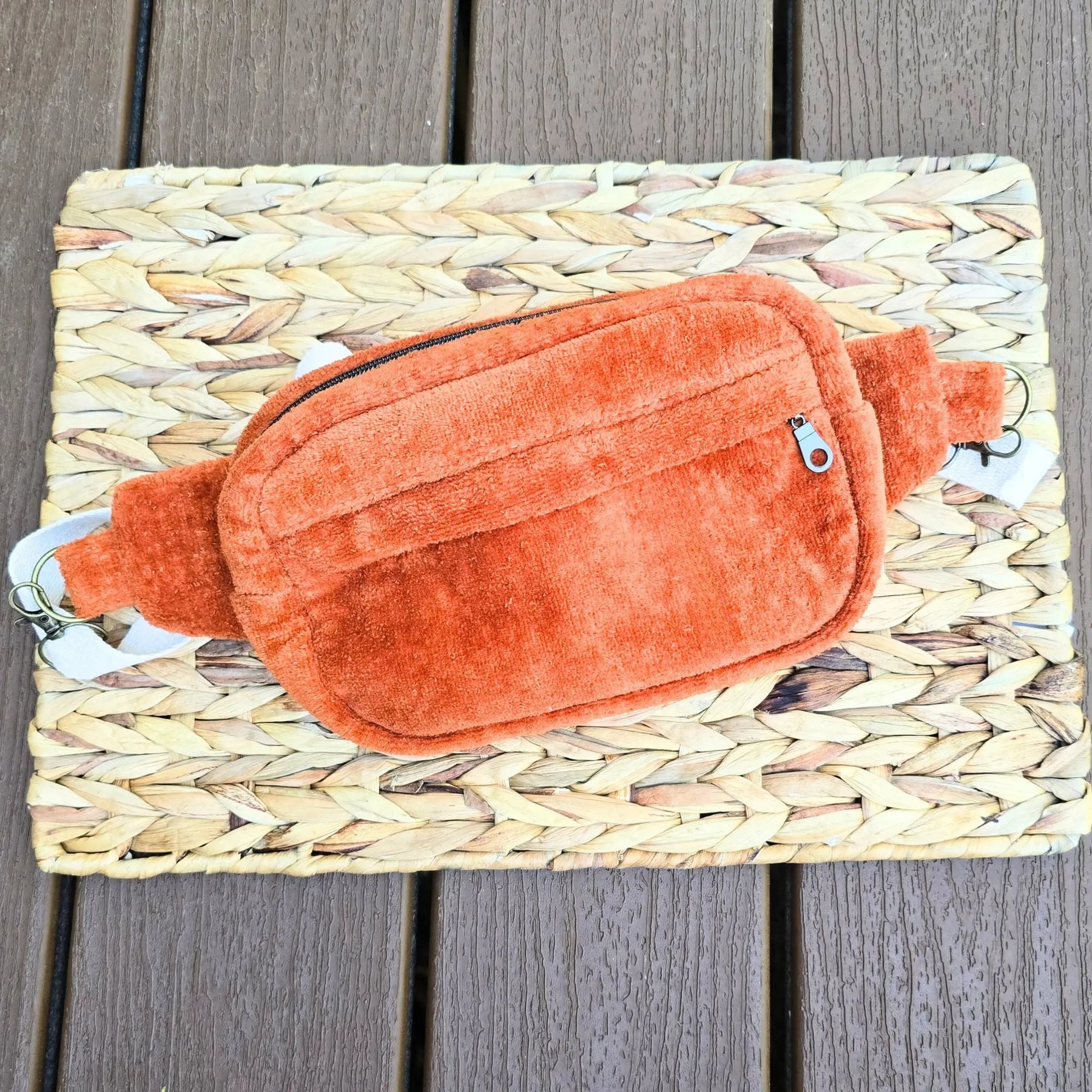 1970s Vintage Towel Crossbody Bum Bag, Retro Boho Fanny Pack, Handmade Terry Cloth Bag, Festival Crossbody Belt Bag, Upcycled Vintage Style Maypop House Designs
