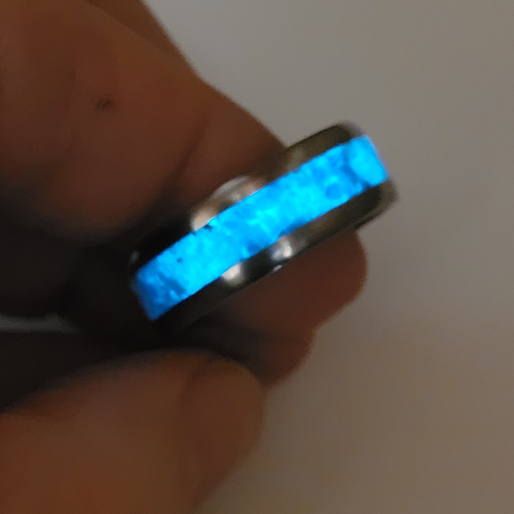 The Lost Luna Memorial Ring - Cremation Ash and Opal - Glow-in-the-Dark - Titanium