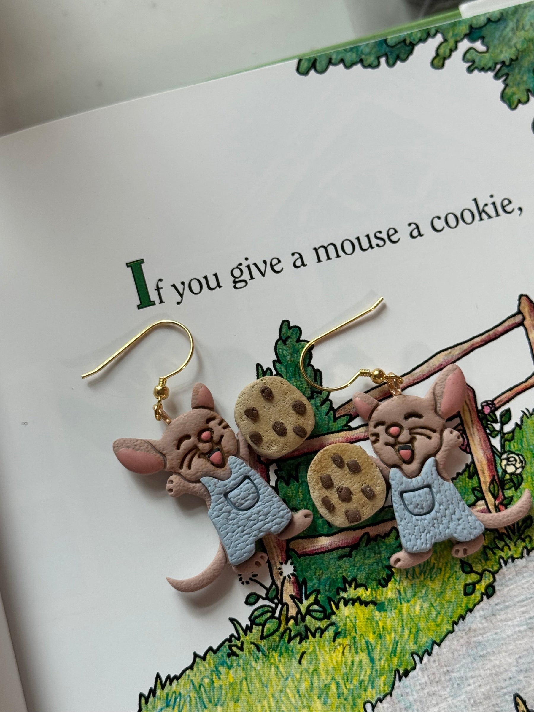 Cookie Crumb Cuties