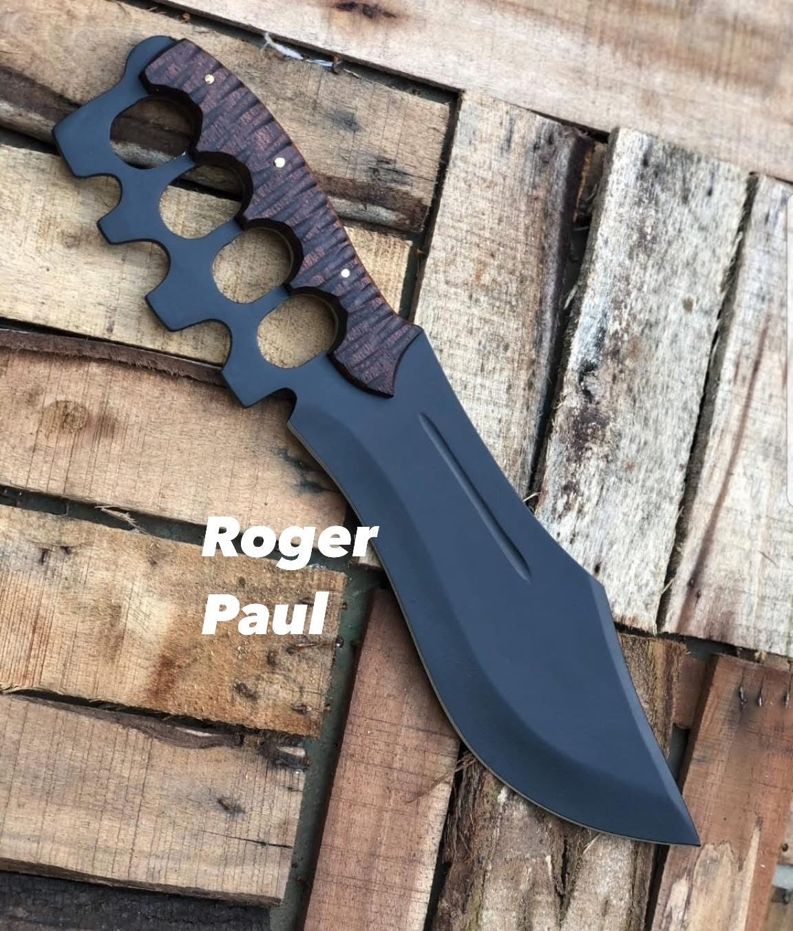 Dark Tactical Trench Knuckle Duster with Black Coated Blade