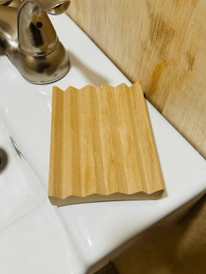 Simple alder wood soap holder