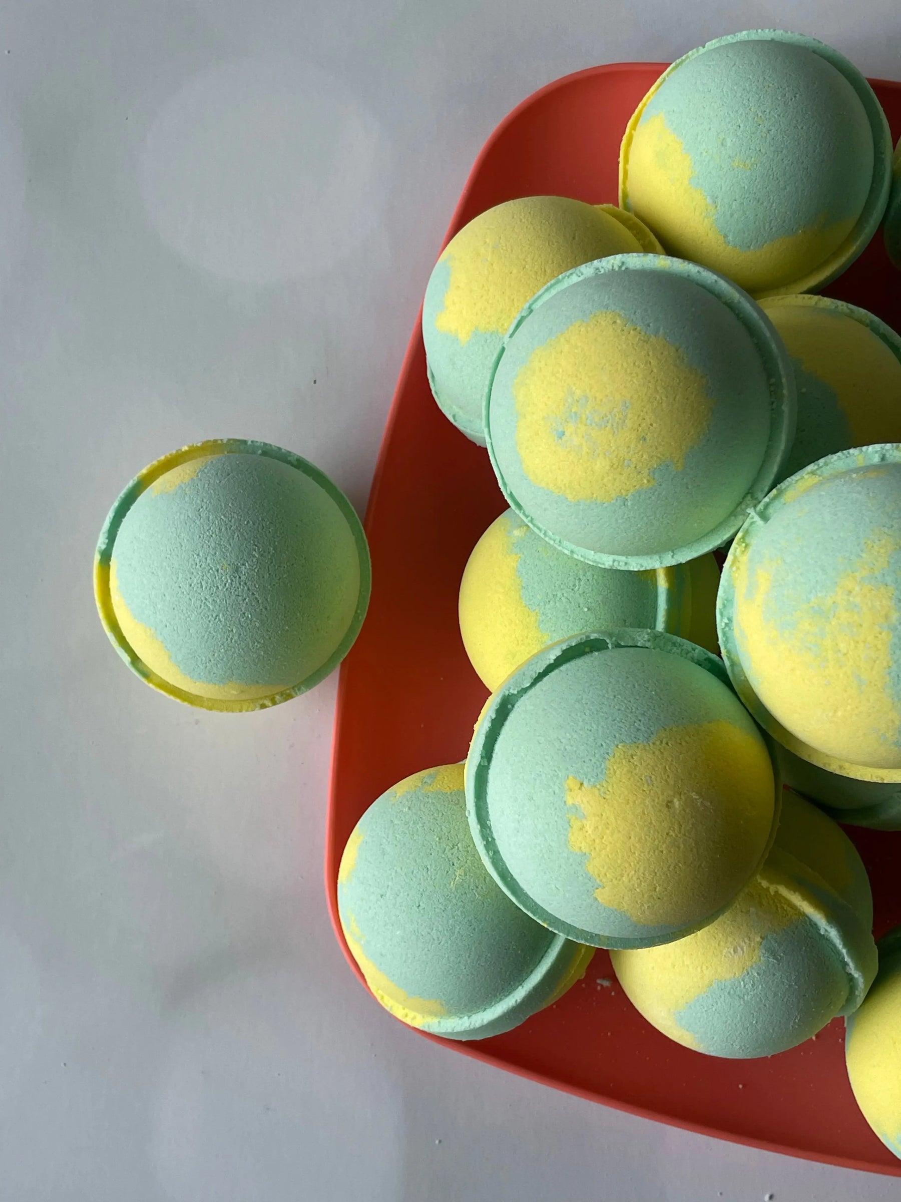 BATH BOMB - Main Street Collective
