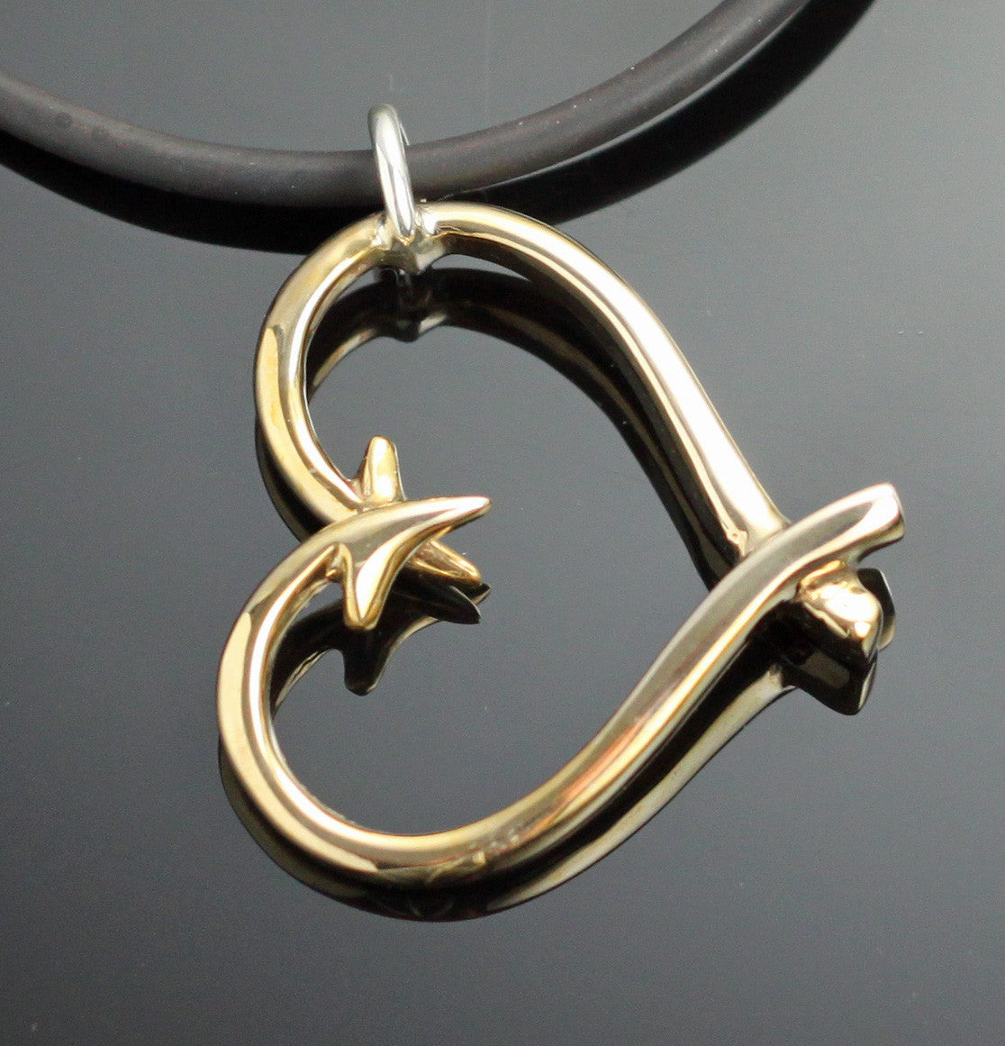 Bronze Hook Heart Pendant – BRP1047