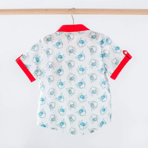 Catching Crabs Kid's Short Sleeve Collared Shirt Nola Tawk