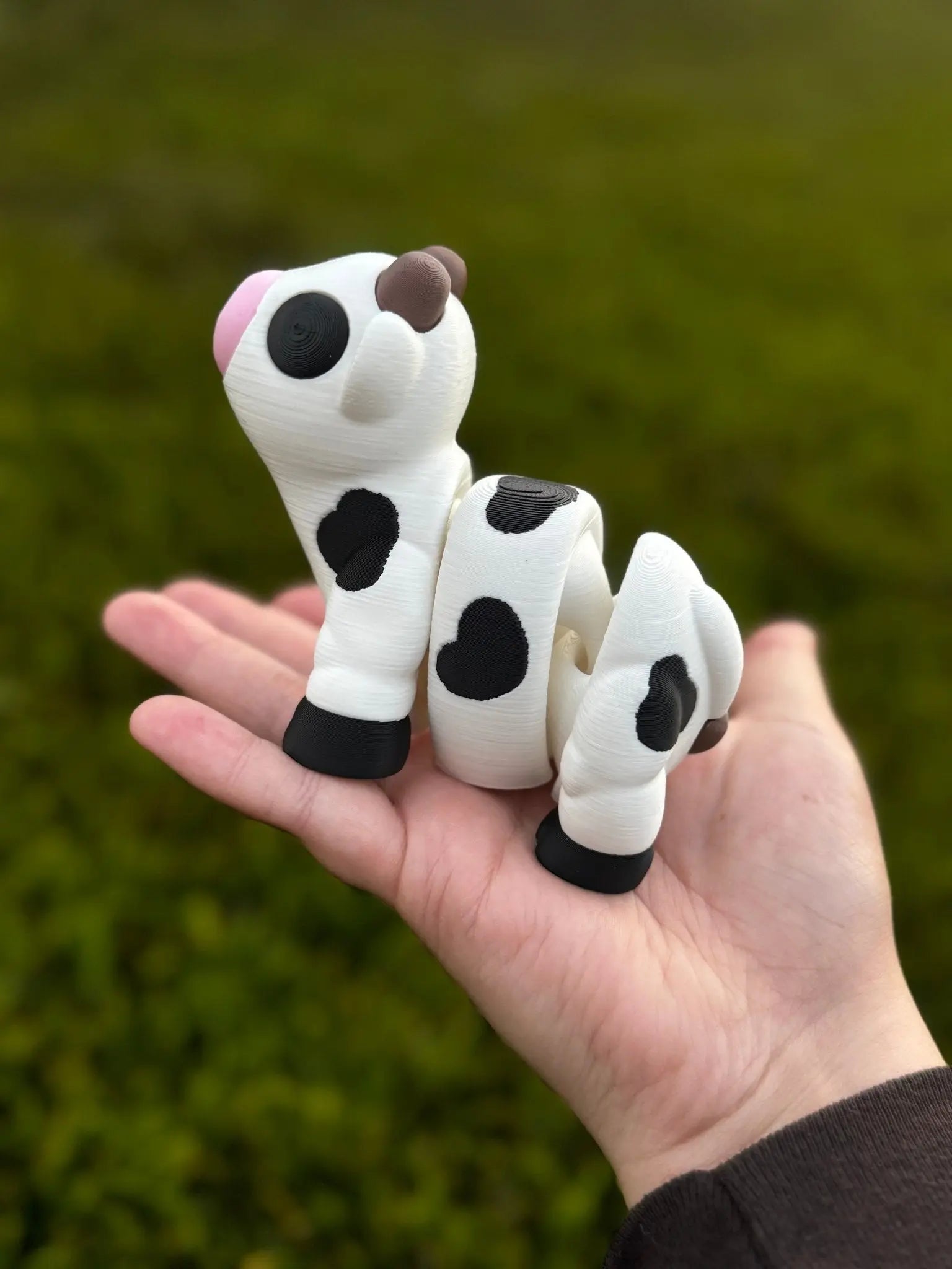 3D Printed Cow Fidget Toy: Black & White Sensory Toy, Flexible and Fun for Kids & Adults, Desk Toy