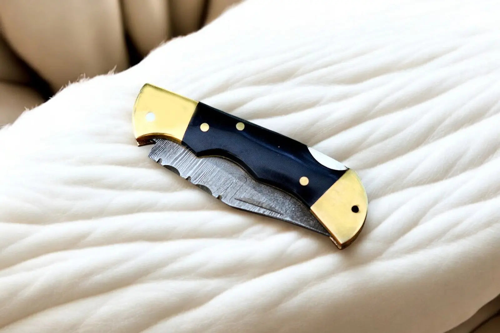 Custom Handmade Damascus Pocket Knife with Buffalo Horn Damascus Knife Store