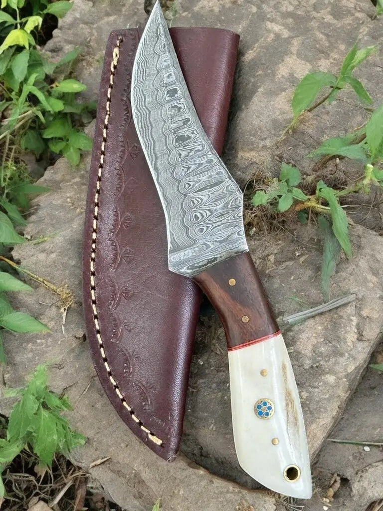 Custom Handmade Hunting Knife – Damascus Steel Blade Damascus Knife Store