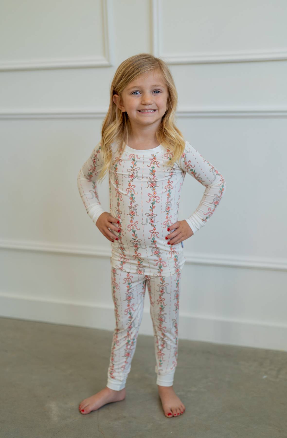 Spring Floral Garland | Two Piece Pajama Set