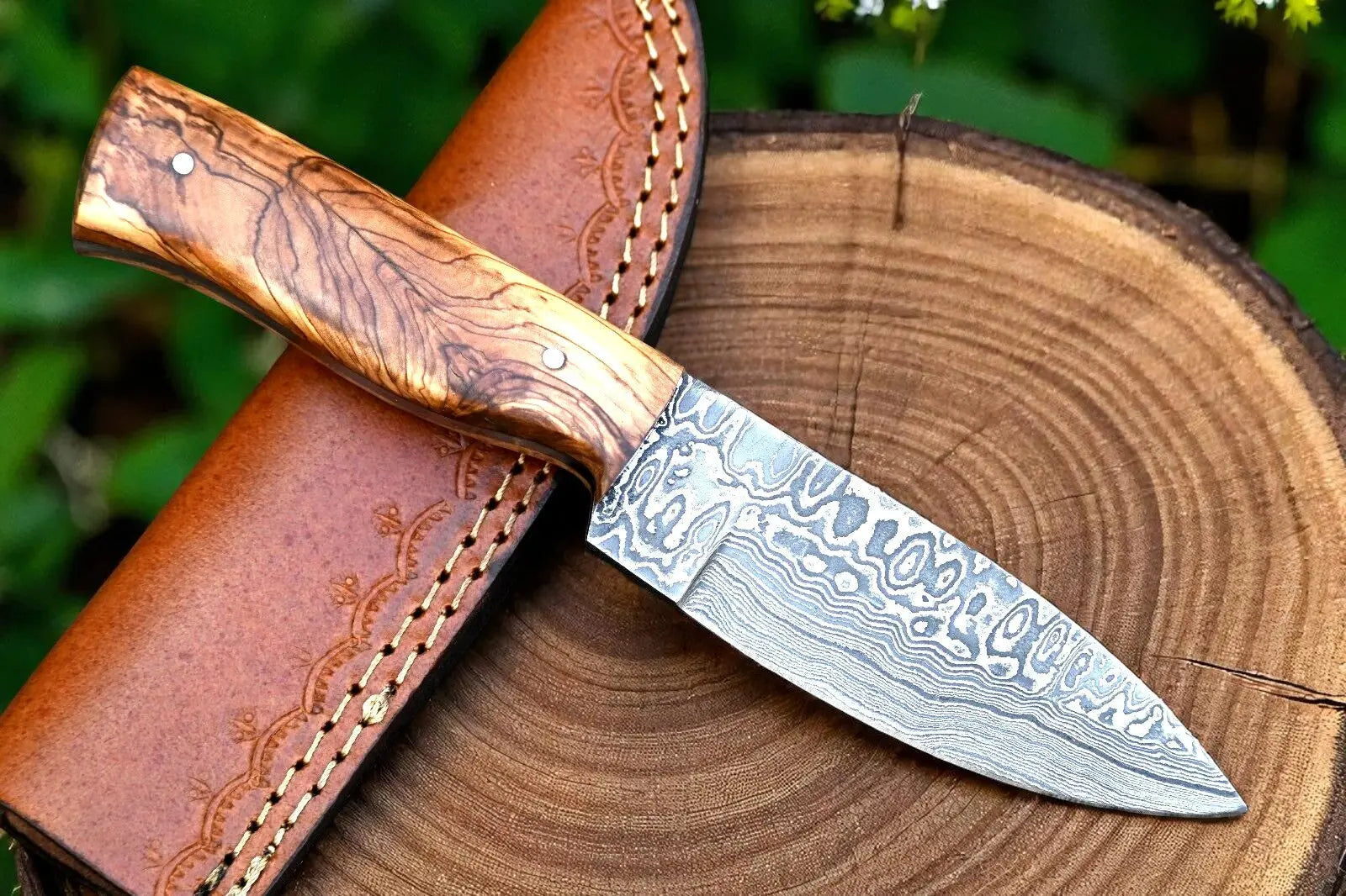 Deer knives - Custom Damascus Skinning Knife for Deer Hunters Damascus Knife Store