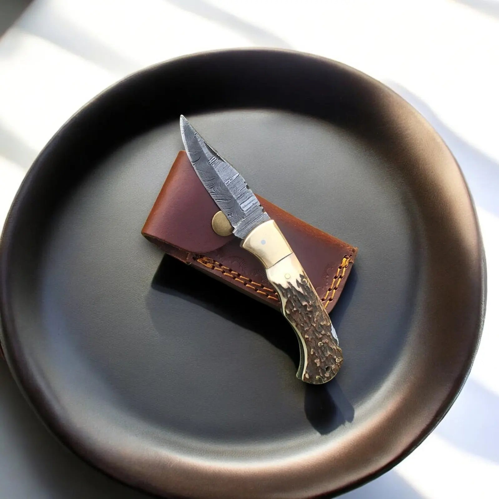 Folding Hunter Knife | Antler Horn Handle with Leather Case Damascus Knife Store