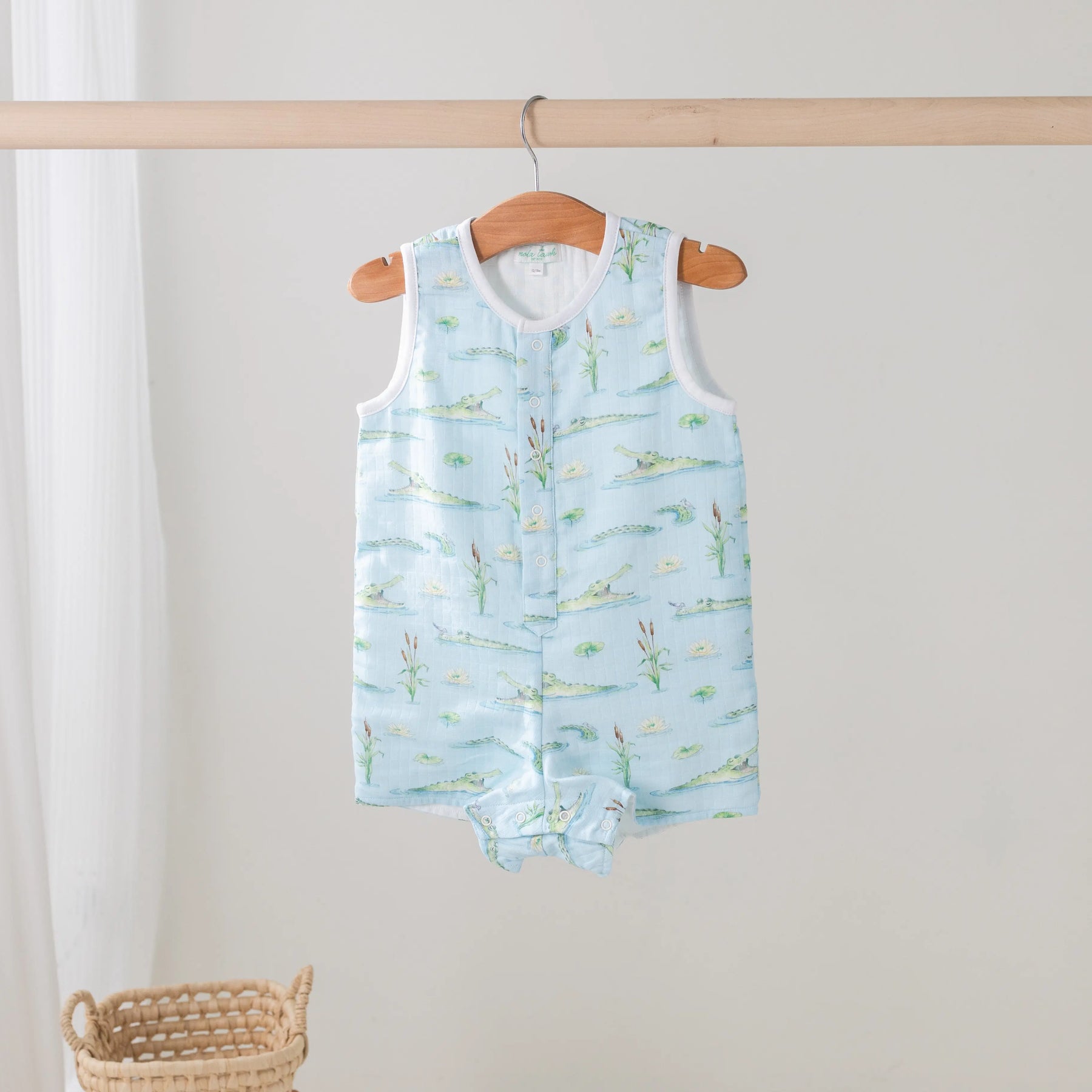 Gator Games Organic Muslin Shortall Nola Tawk