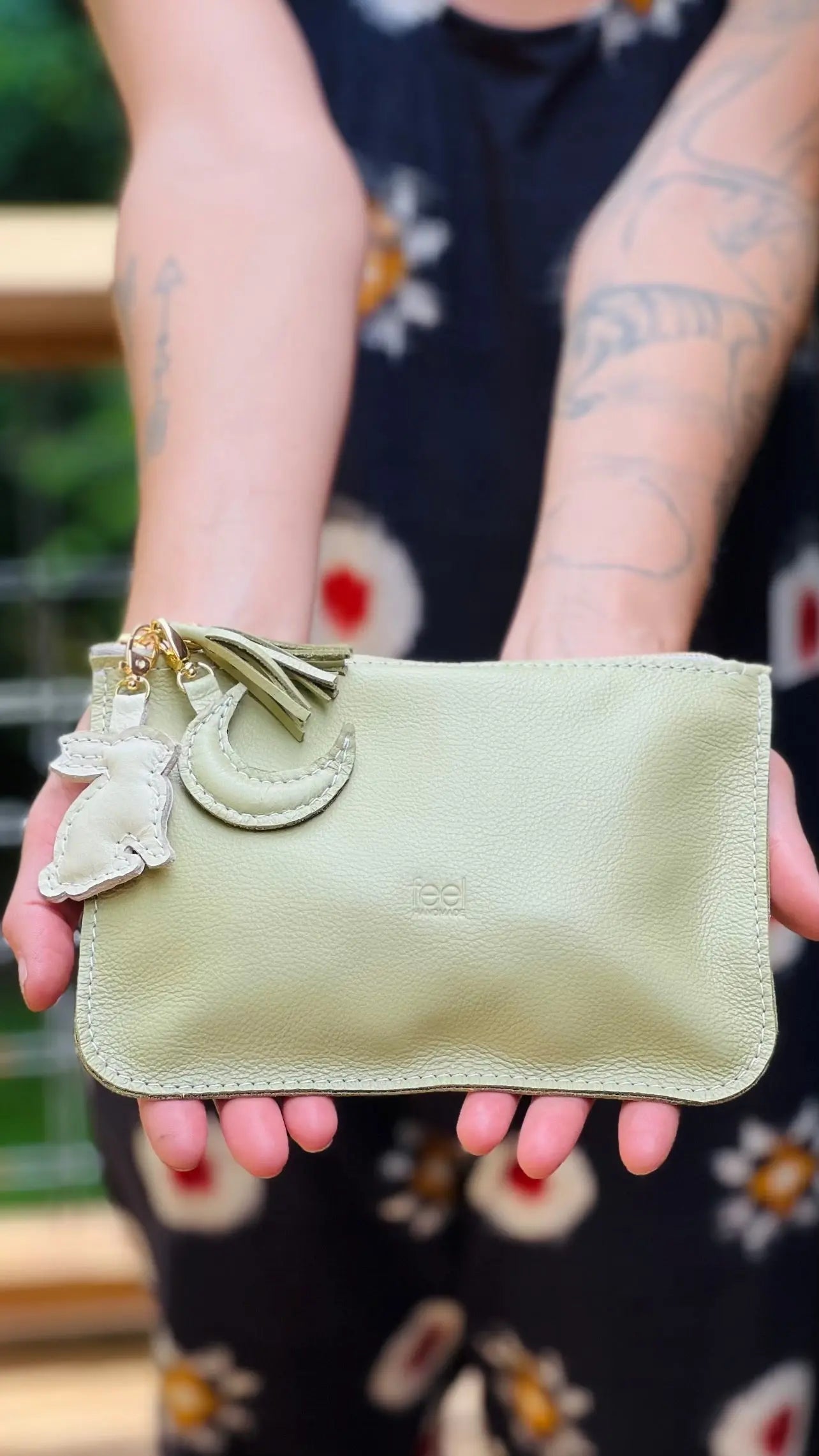 Hand Pouch Feelhandmade