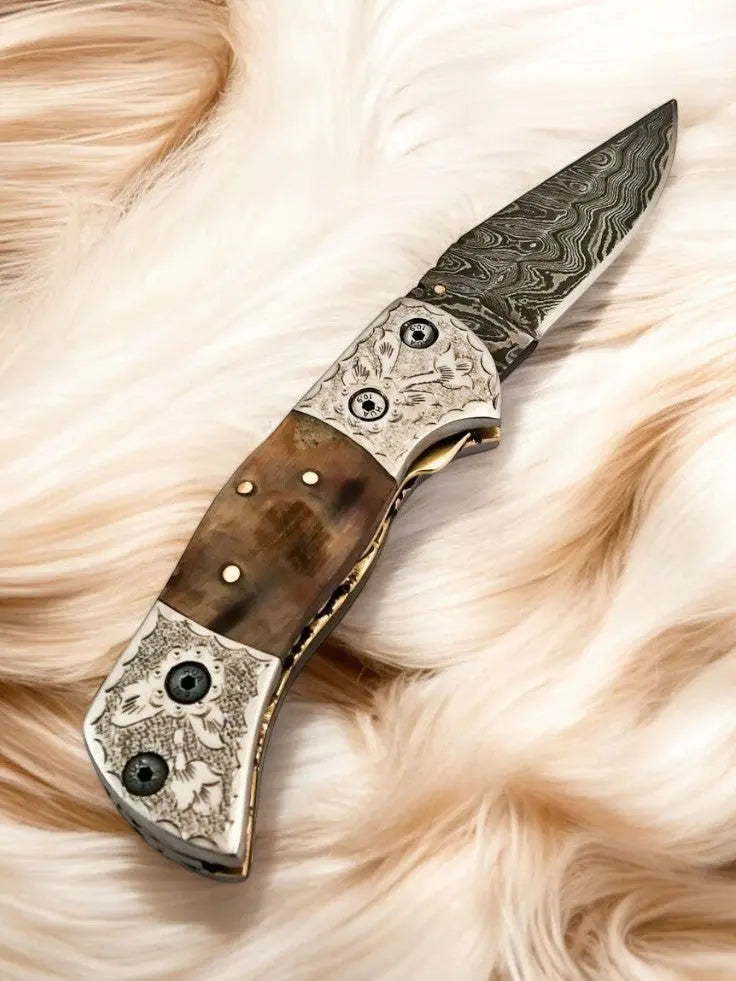 Handmade Damascus Folding Knife – Sheep Horn Handle Damascus Knife Store