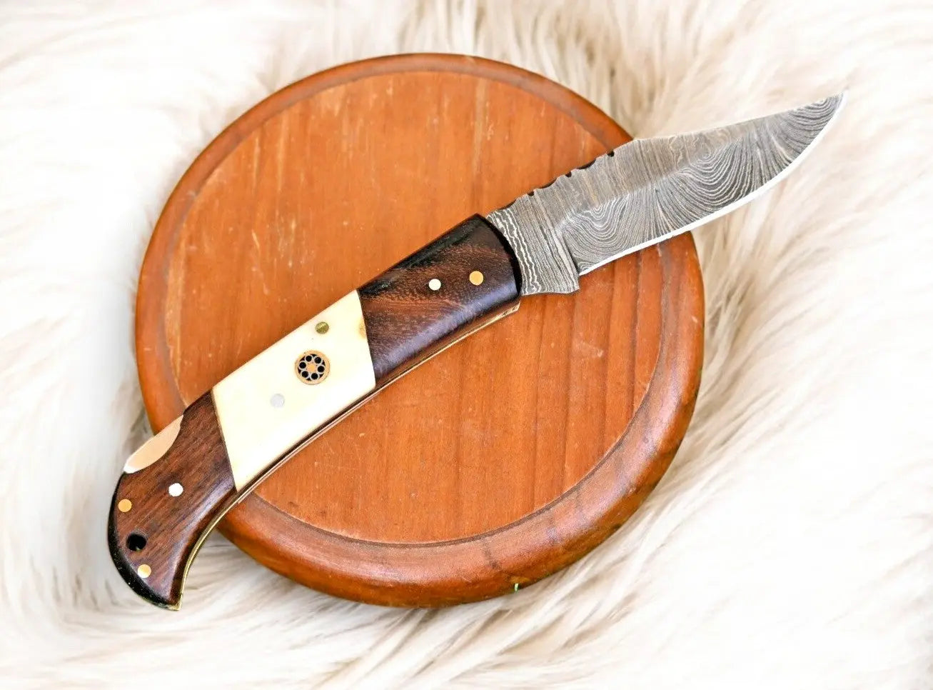Handmade Damascus Steel Pocket Knife – Rosewood & Bone Damascus Knife Store