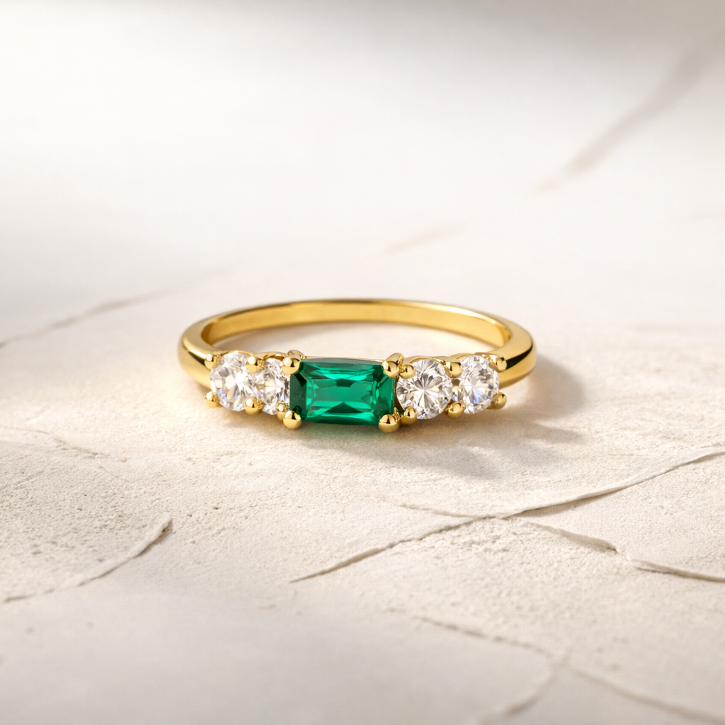 Amara Ring