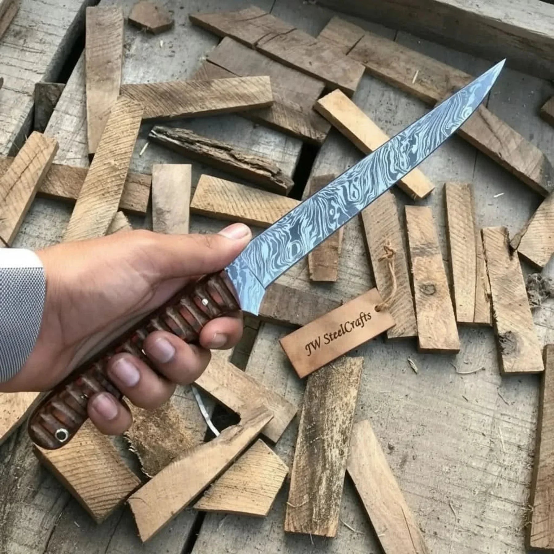 Hand-forged 13.5 Damascus Fish Fillet Knife – Flexible Full Tang with Ridged Texture Rosewood Handle