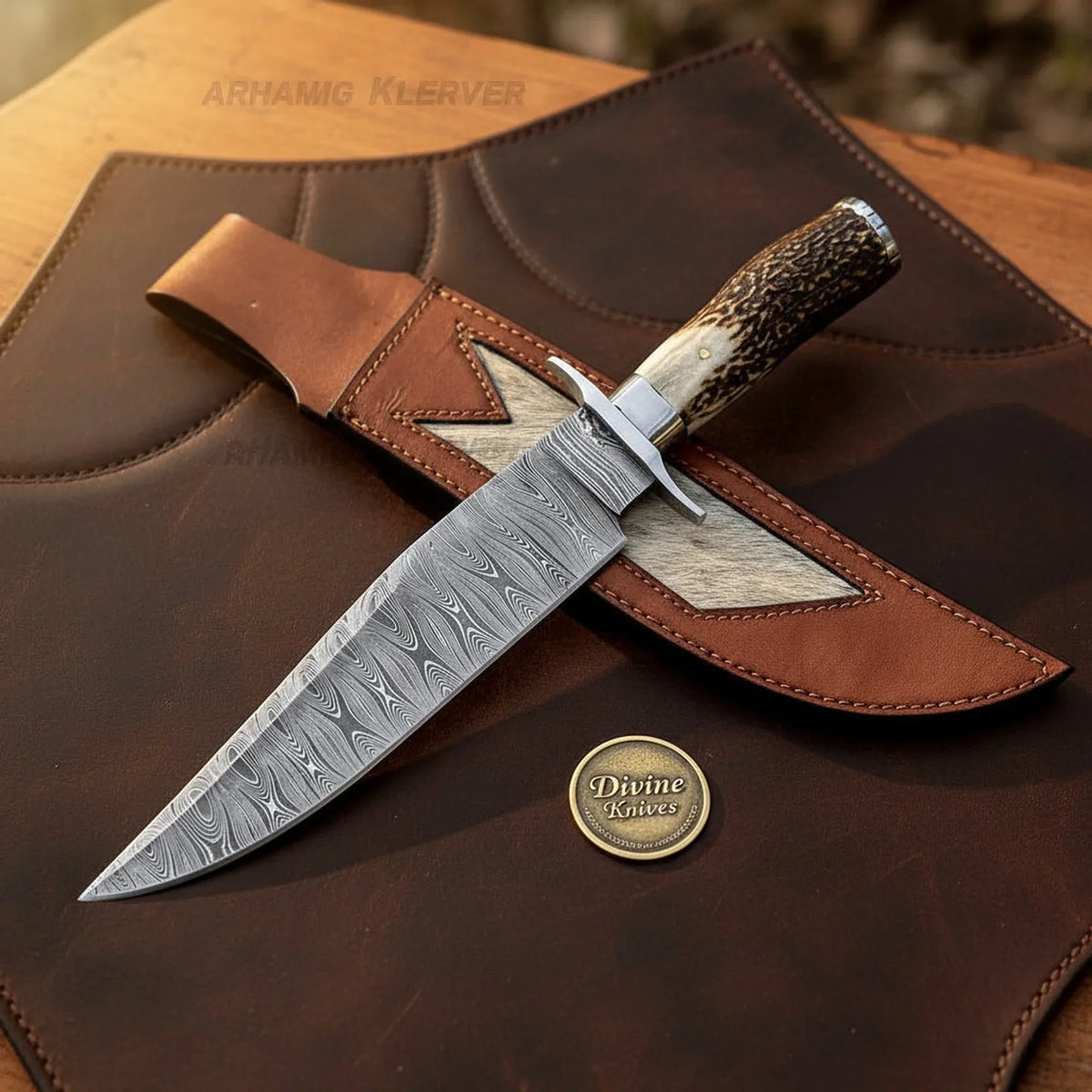 Trailhide Damascus Antler Frontier Bowie with Full Antler Handle