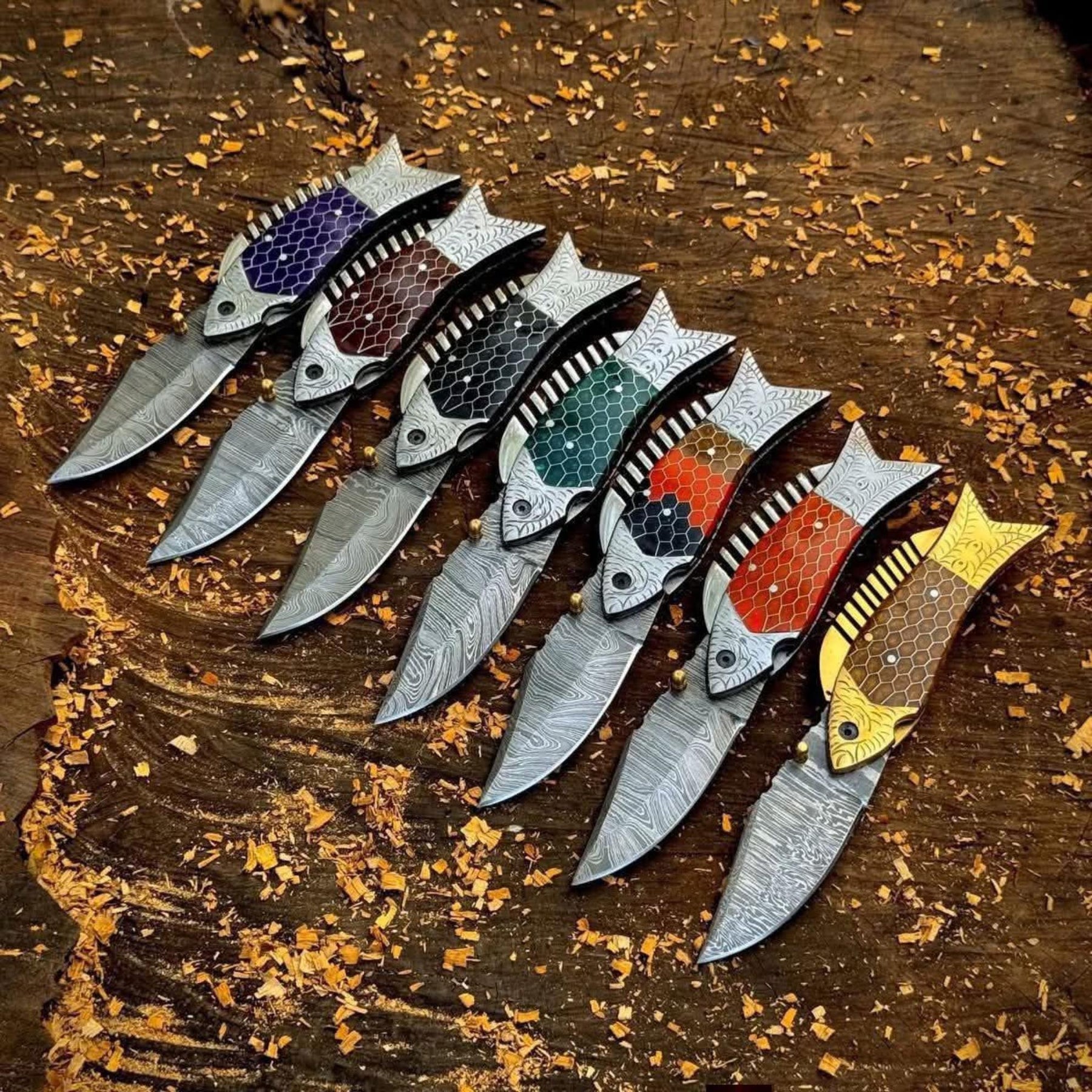 Fish Shape Folding Knife Set with Honeycomb Inlay Handles in Seven Colors