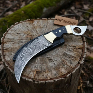 Damascus Steel Karambit 5 Inch Curved Blade Durable Full Tang Design