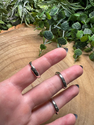 Aura Glass Ring Adjustable