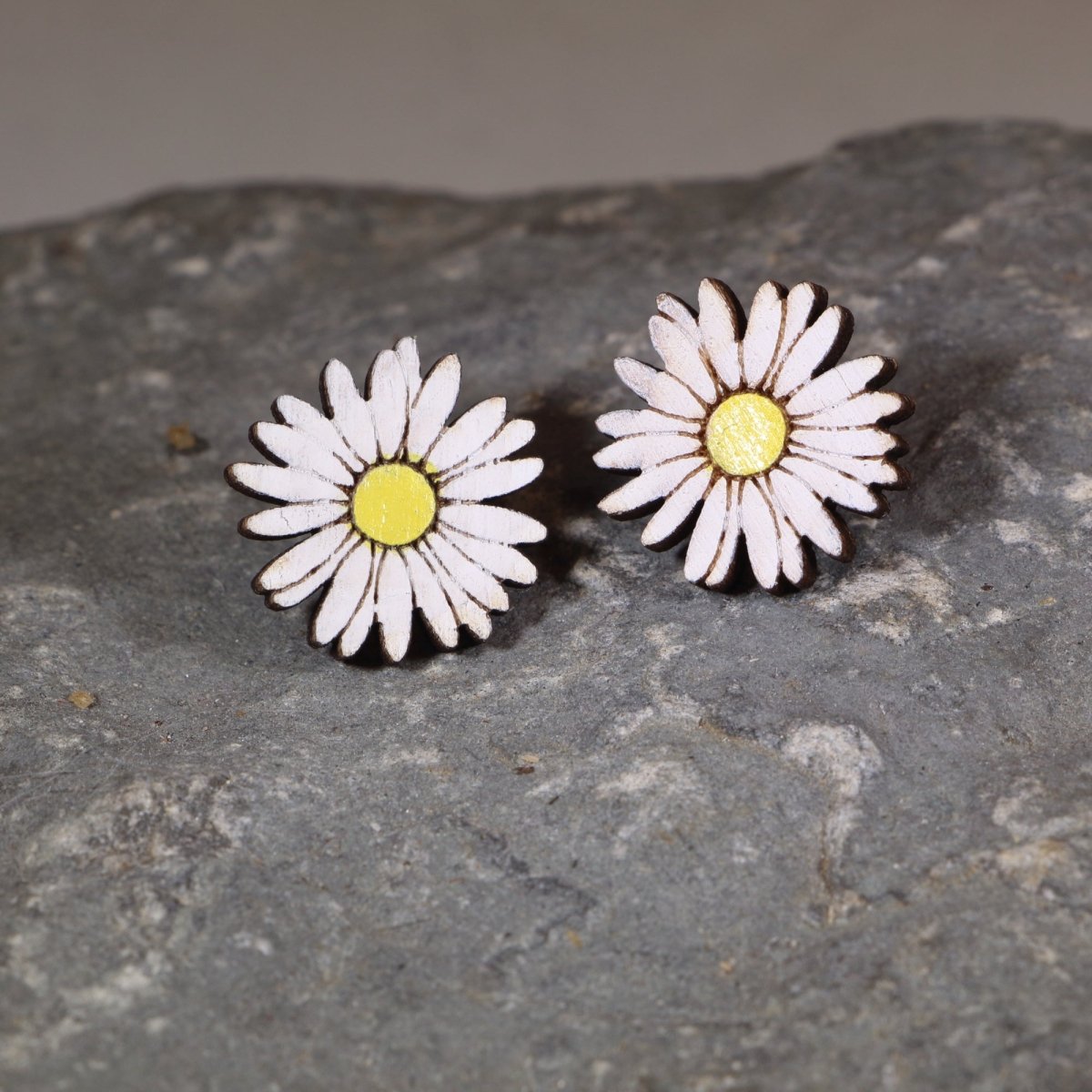 Daisy Wooden Earrings | Floral Garden Jewelry