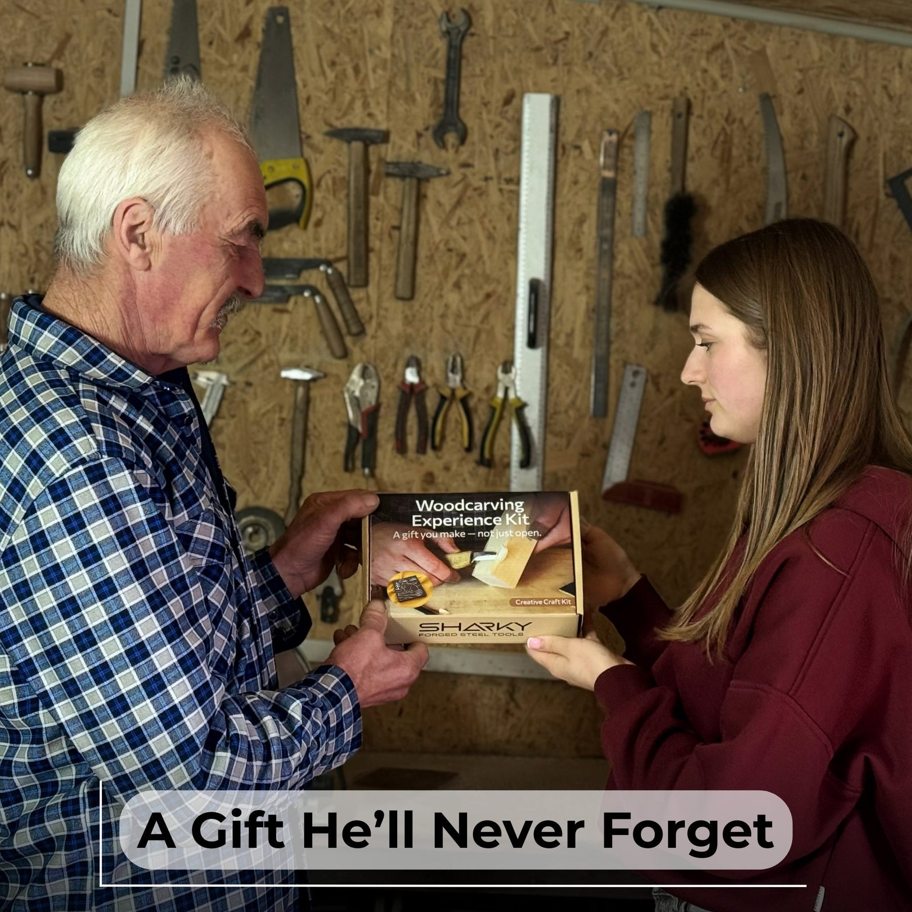 DIY Beaver Carving Kit – Wood Art Set with V-Chisel & Video Guide