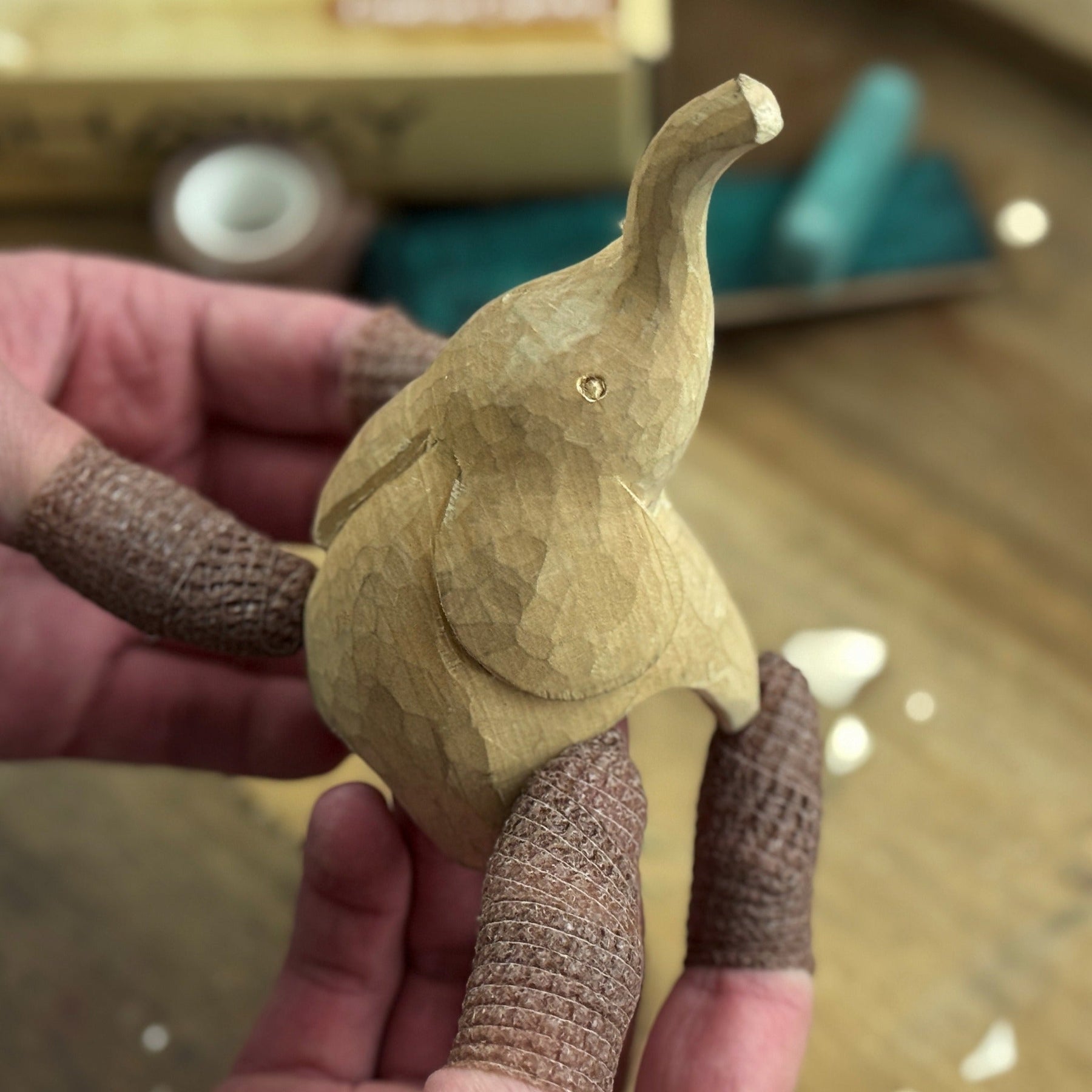 Elephant Carving Kit - Complete Starter Whittling Kit for Beginners, Adults, Teens, and Kids