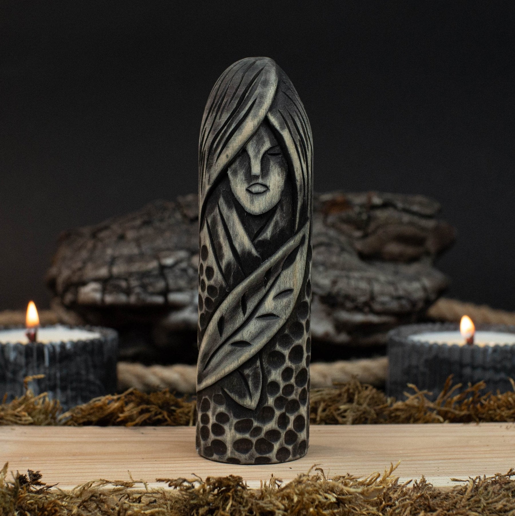 Hand-Carved Eir Figurine – 14 cm (5.7 inches) Wooden Norse Goddess of Healing Statue