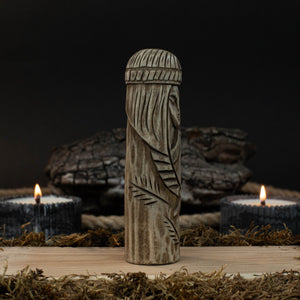 Hand-Carved Freyja Statue – 14 cm (5.7 inch) Wooden Norse Goddess Altar Figurine