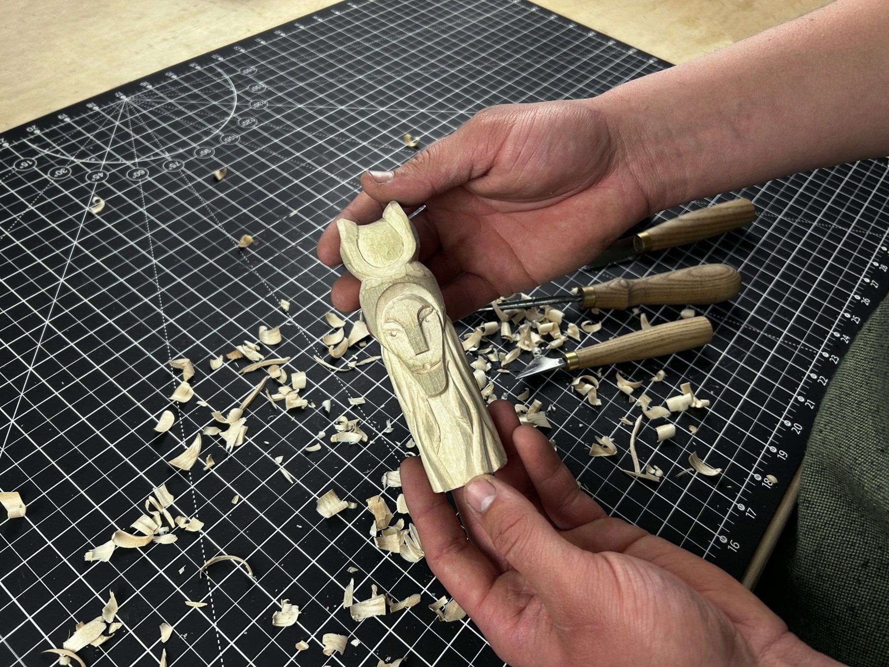 Hand-Carved Loki Figurine – 14 cm (5.7 inches) Wooden Norse God of Mischief Statue