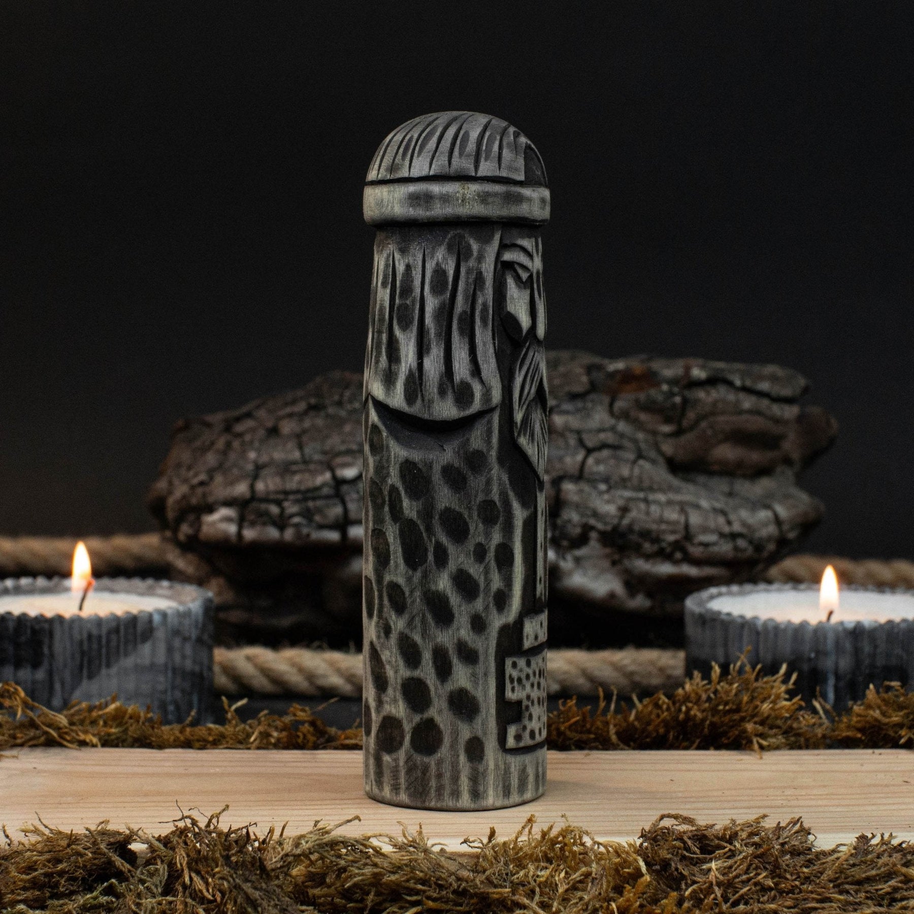 Hand-Carved Thor Figurine – 14 cm (5.7 inches) Wooden Scandinavian God Statue