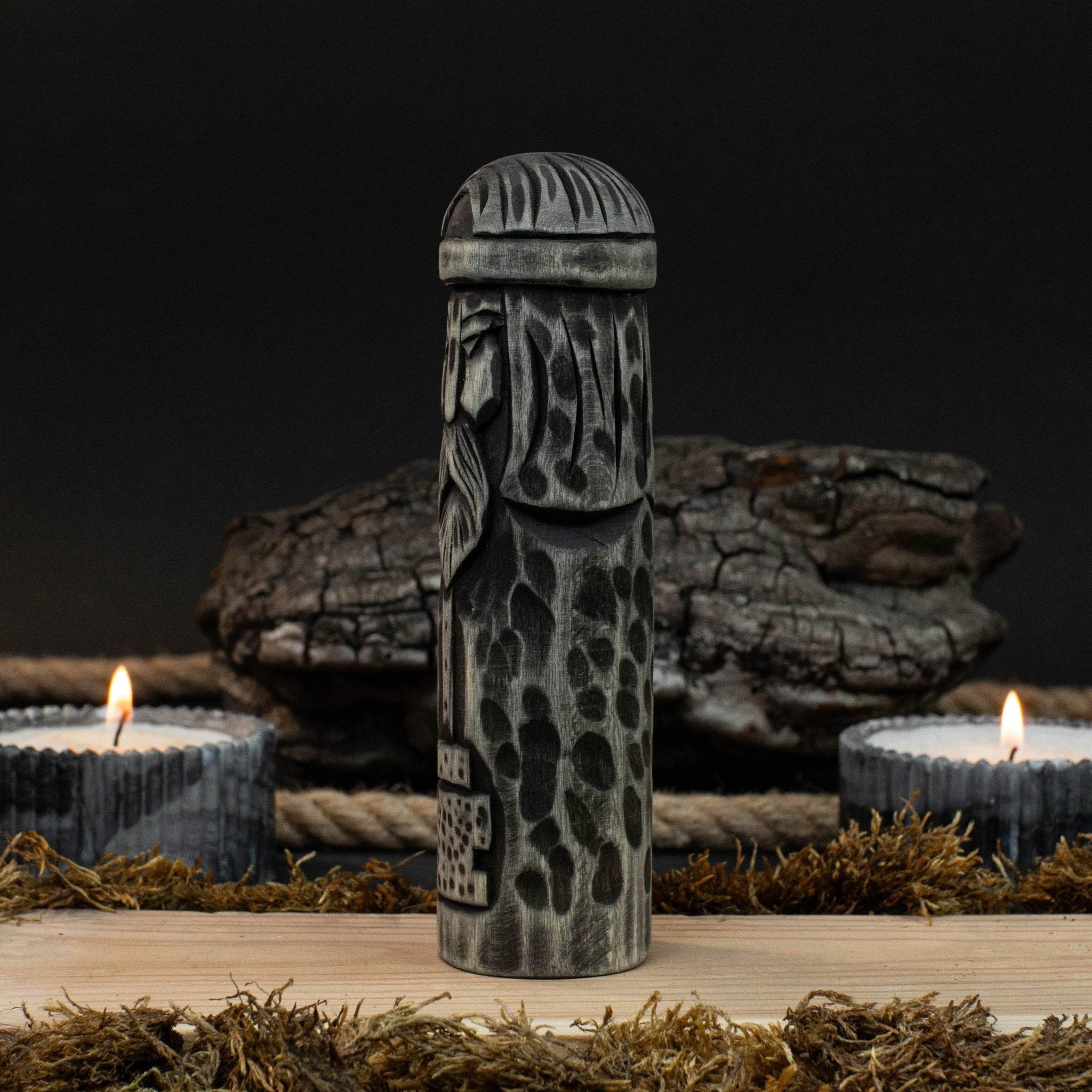 Hand-Carved Thor Figurine – 14 cm (5.7 inches) Wooden Scandinavian God Statue