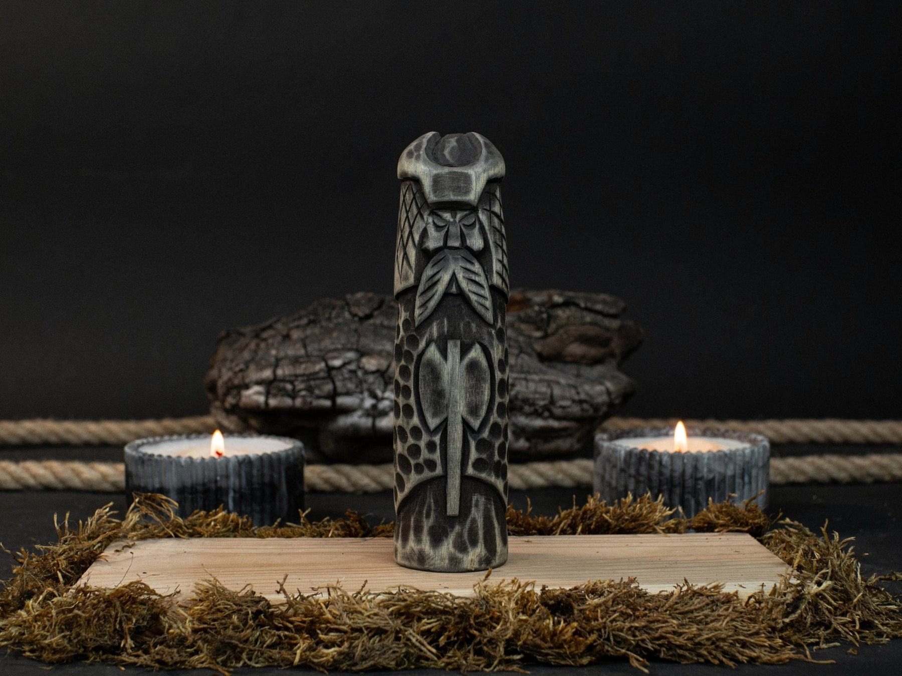Hand-Carved Vidar Figurine – 14 cm (5.7 inches) Wooden Norse God of Vengeance Statue