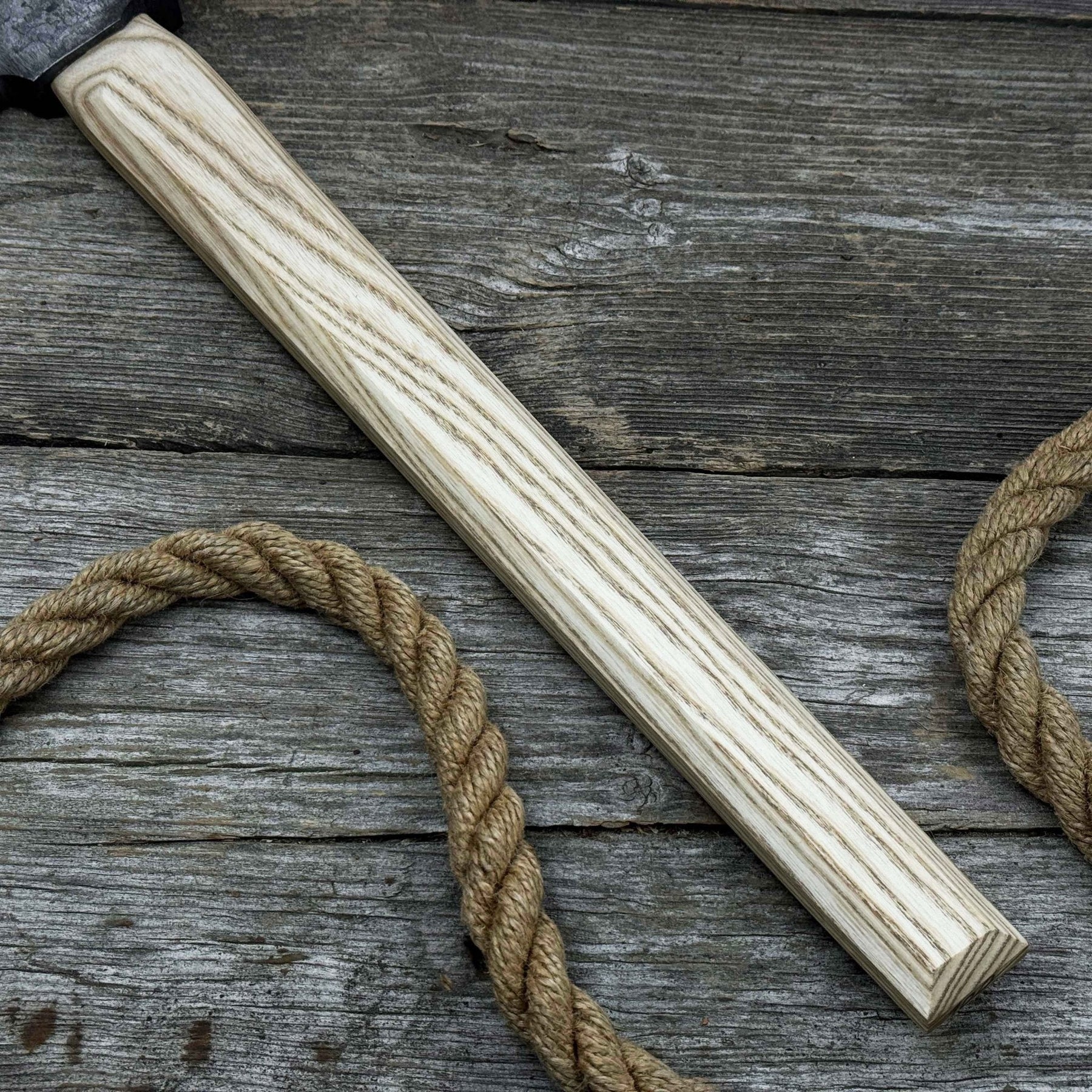 Hand-Forged Bushcraft Hatchet with Leather Back Sheath, 0.74 kg (1.63 lb)