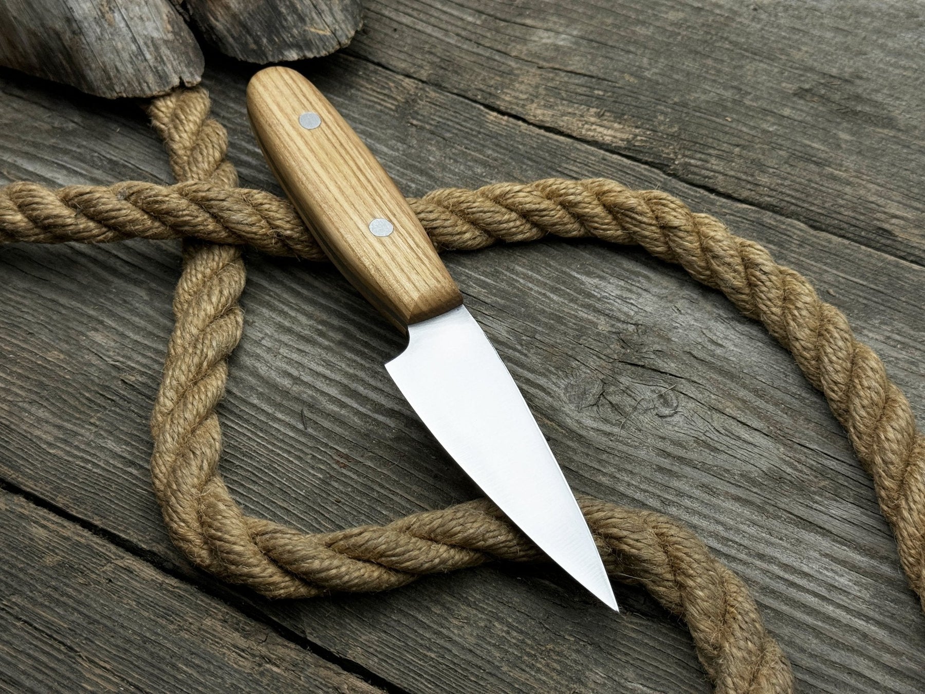 Hand-Forged Bushcraft Knife, 10 cm (3.94 inches)