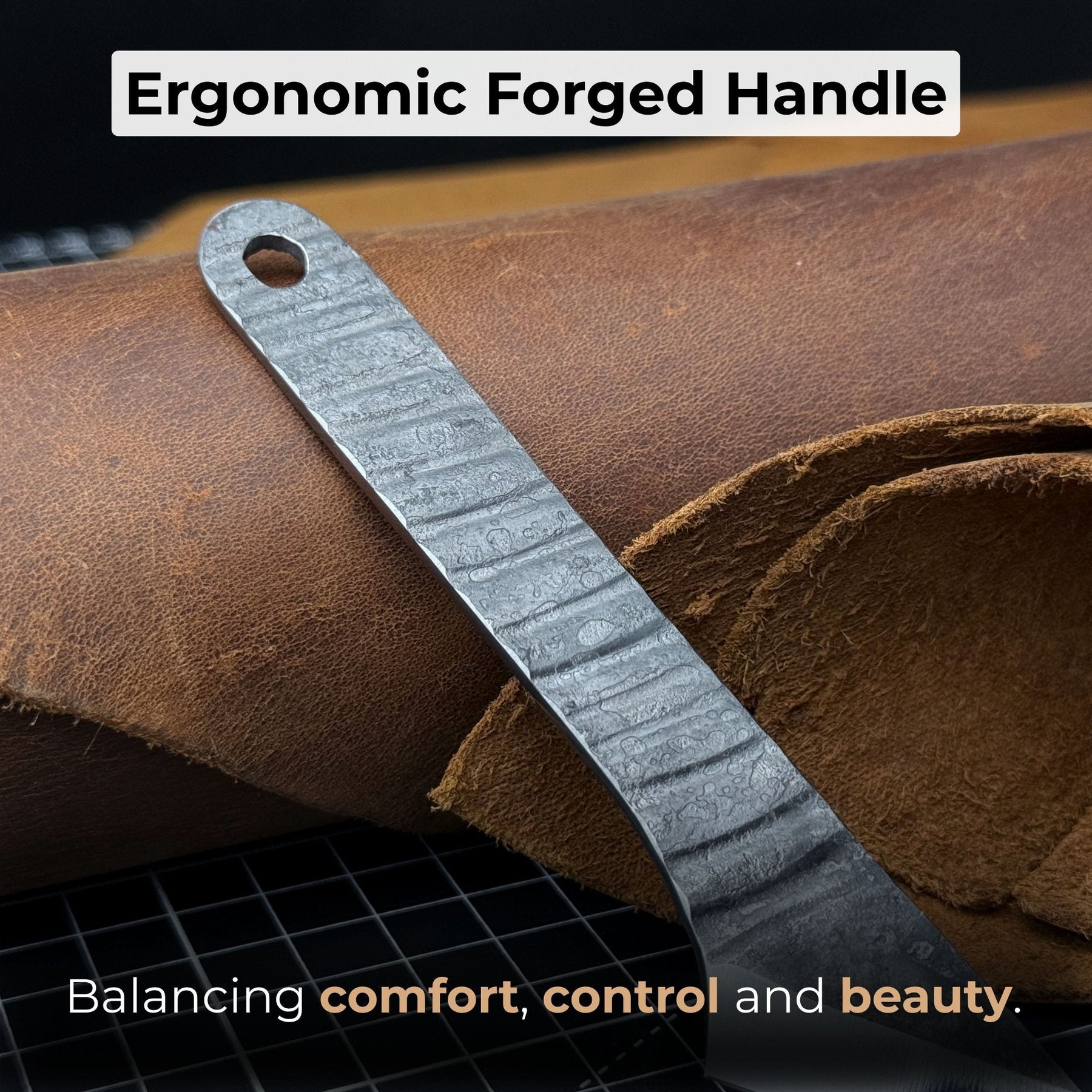 Hand-Forged Kiridashi Knife, 14 cm (5.51 inches) with Leather Sheath