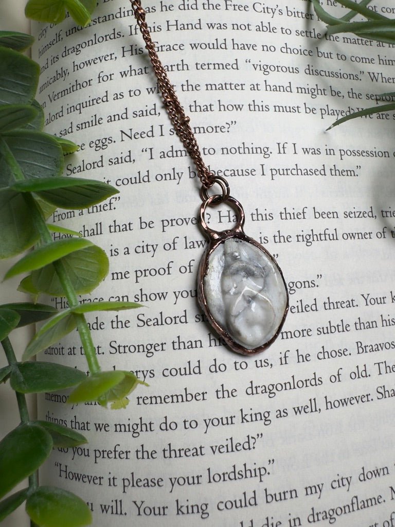 Howlite Yoni Necklace