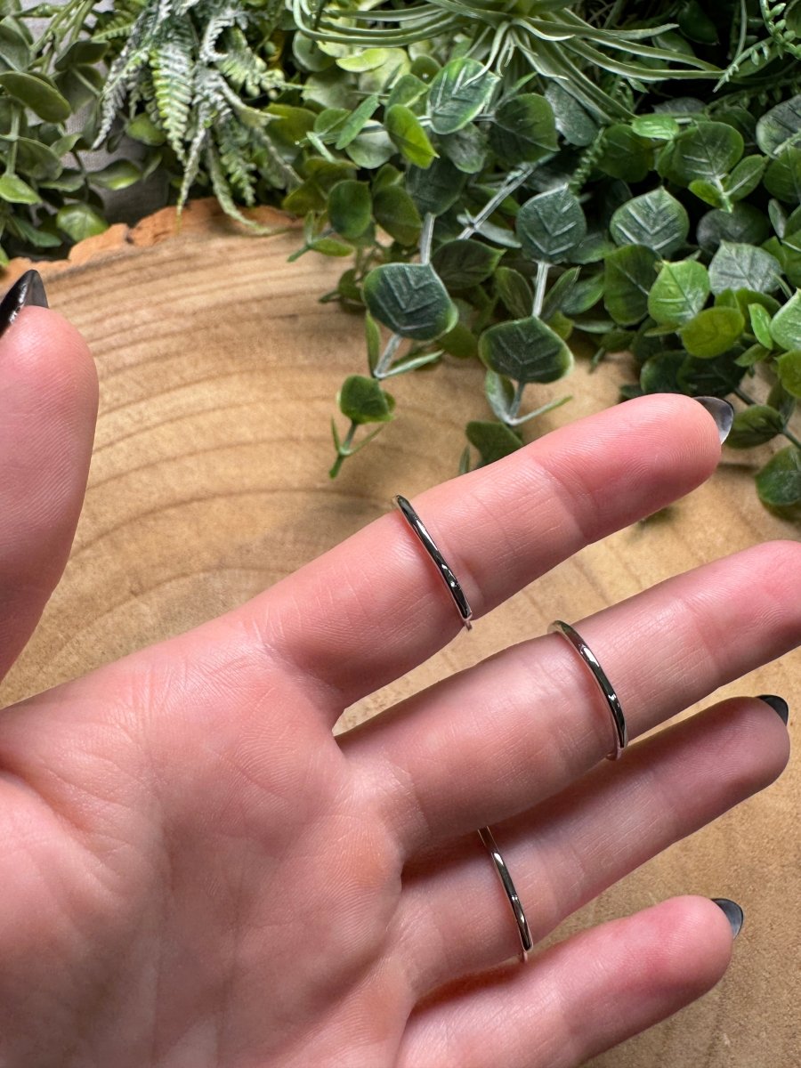 Hypersthene Bear Ring Adjustable