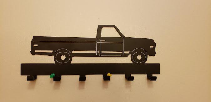 Ford Square Body Truck Keychain Rack – Steel Wall Mounted Classic Pickup Organizer