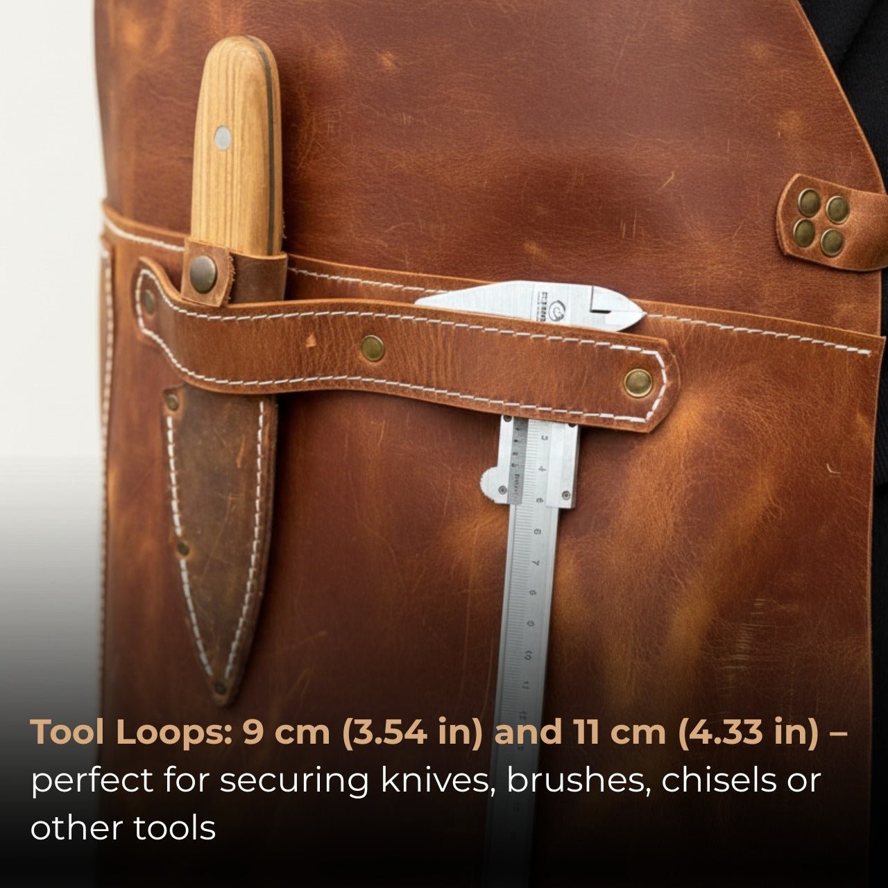 Leather Apron with Adjustable Straps and Pockets