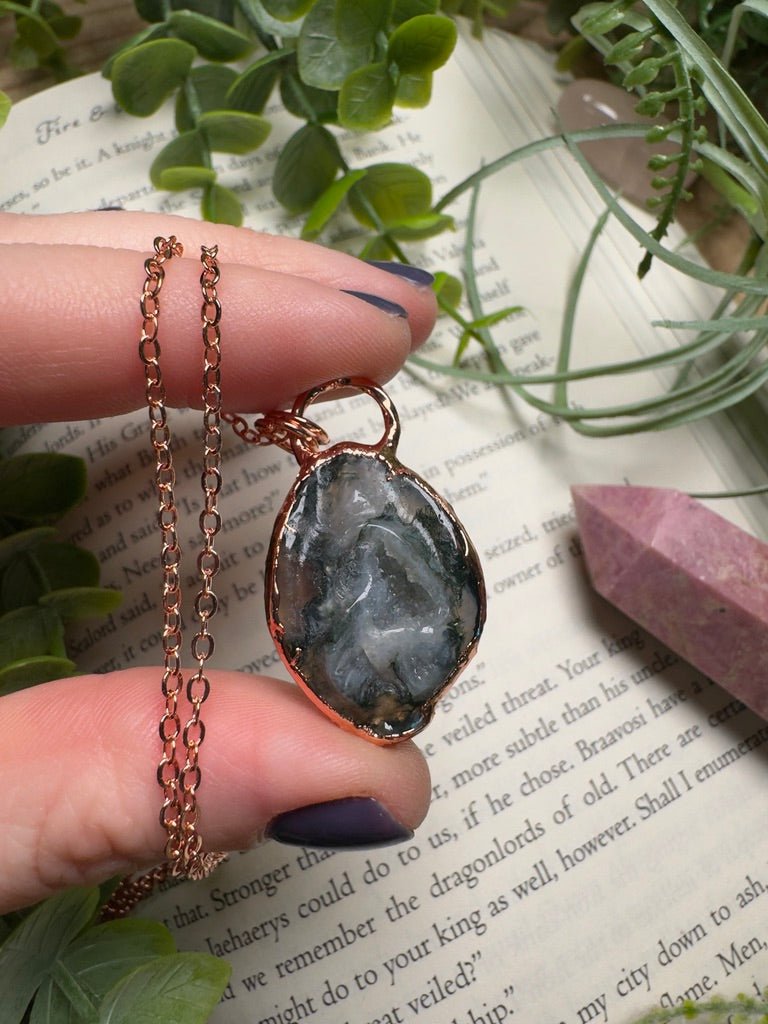 Moss Agate Druzy Yoni Necklace