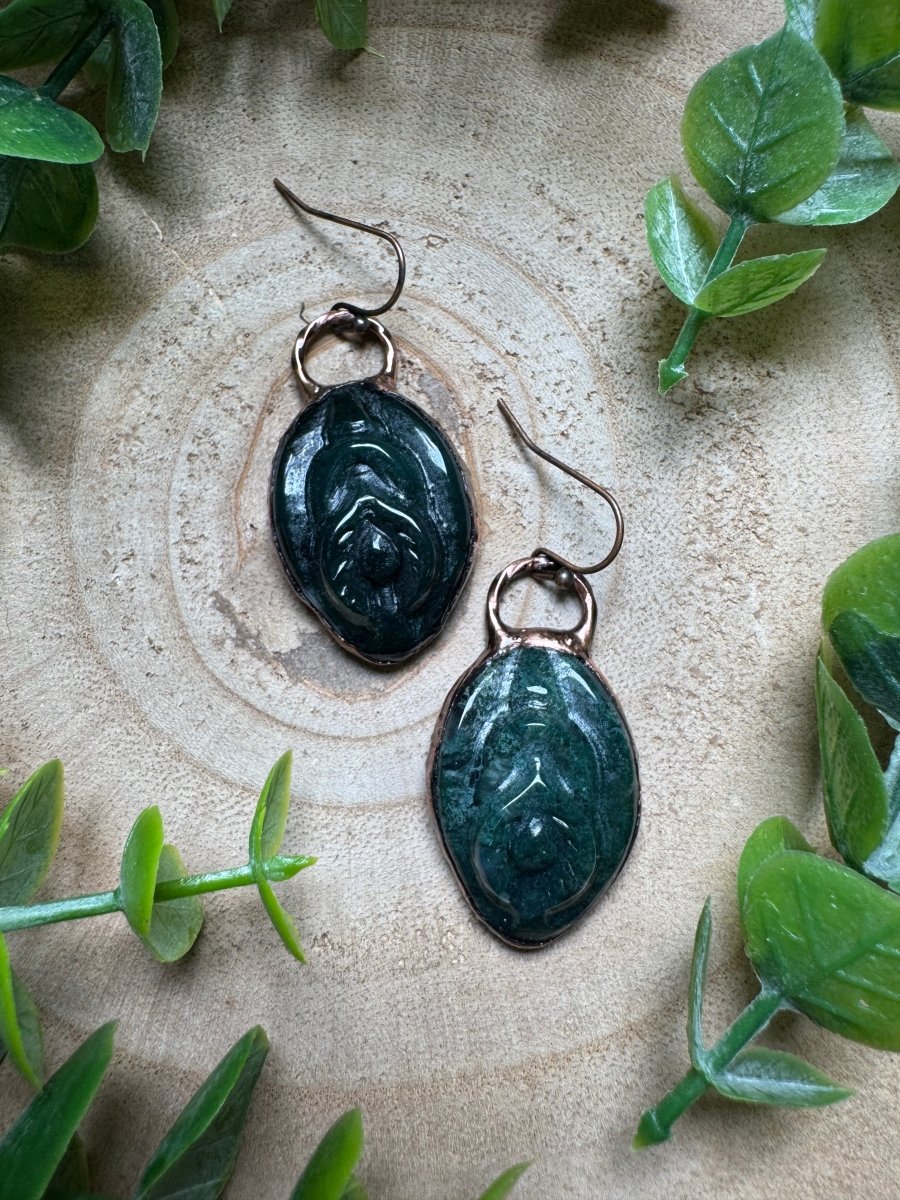Moss Agate Yoni Earrings