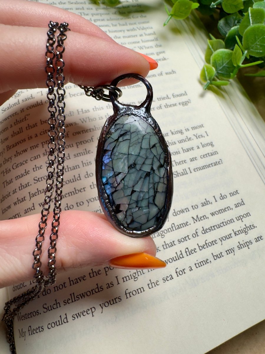 Mother of Pearl Shell Necklace