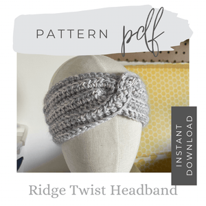Ridge Twist Headband Pattern detail view 2 by Mountaintop Yarn
