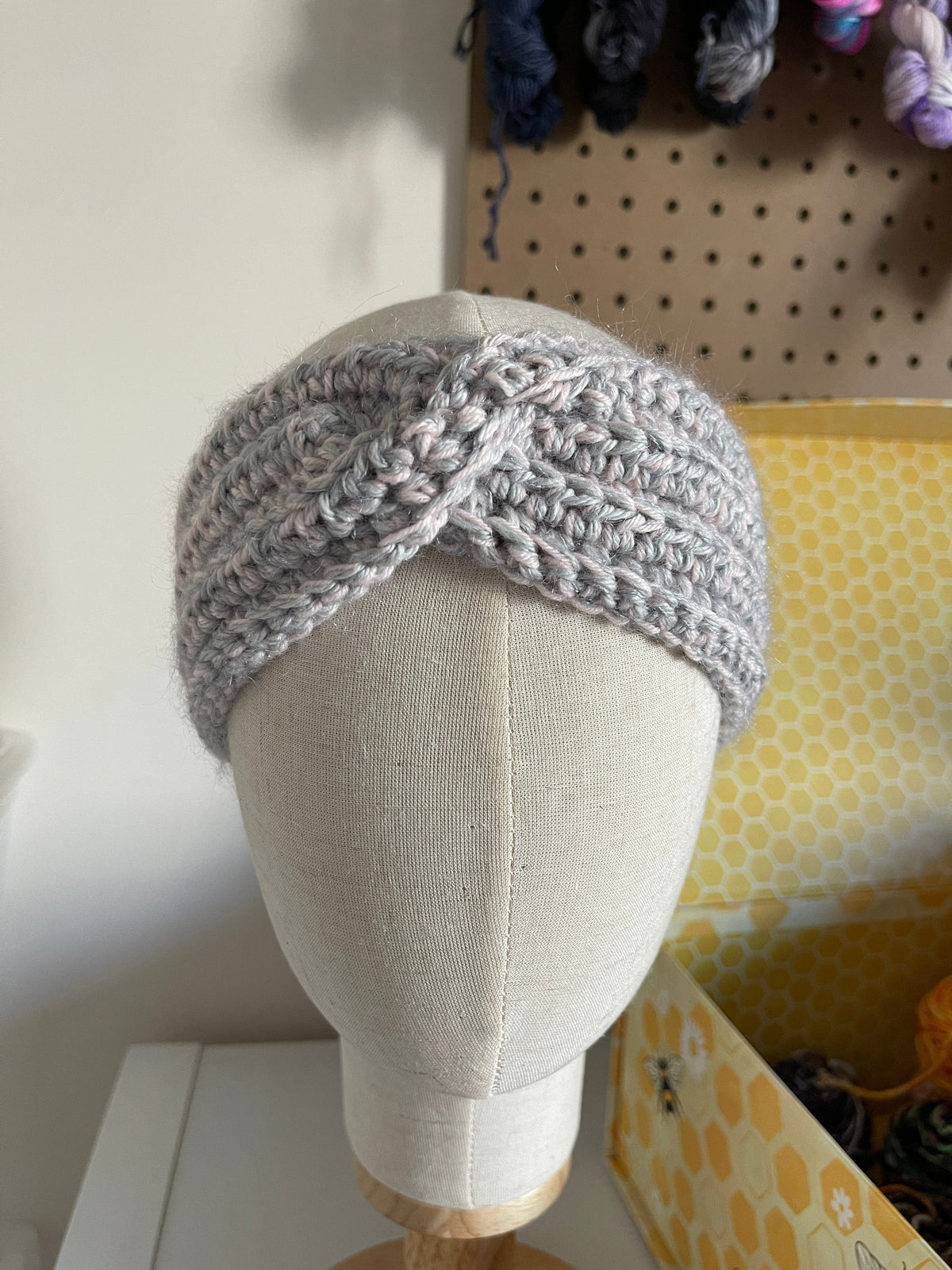 Ridge Twist Headband Pattern detail view 3 by Mountaintop Yarn