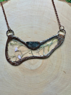 Quartz Diamond and Dried Flower Necklace