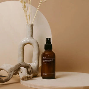 tobacco + vanilla room spray gold + ivy