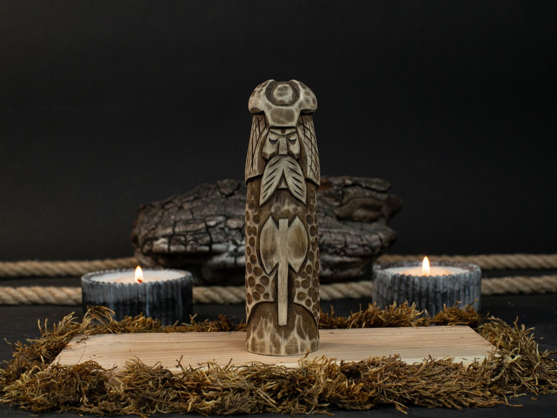 Vidar Figurine – 14 cm (5.7 inches) Hand-Carved Wooden Statue of the Norse God of Vengeance
